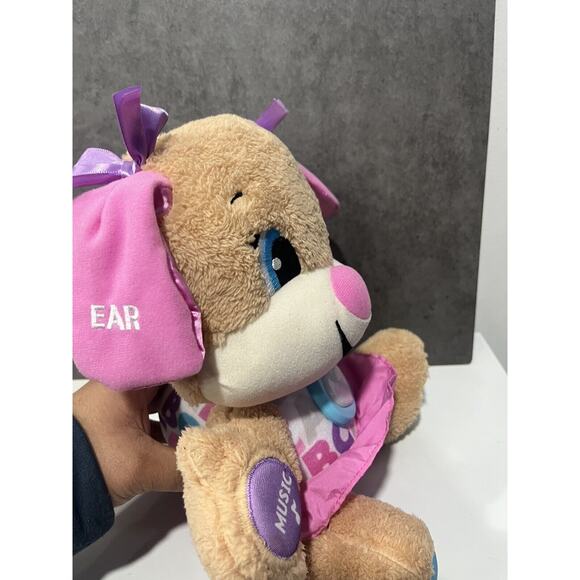 Fisher-Price Laugh &Learn Smart Stages Sis Plush Toy with 75+Songs & Sounds GIRL - Picture 5 of 6